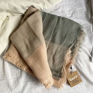 MWT Just Cozy Pink & Grey Blanket Scarf